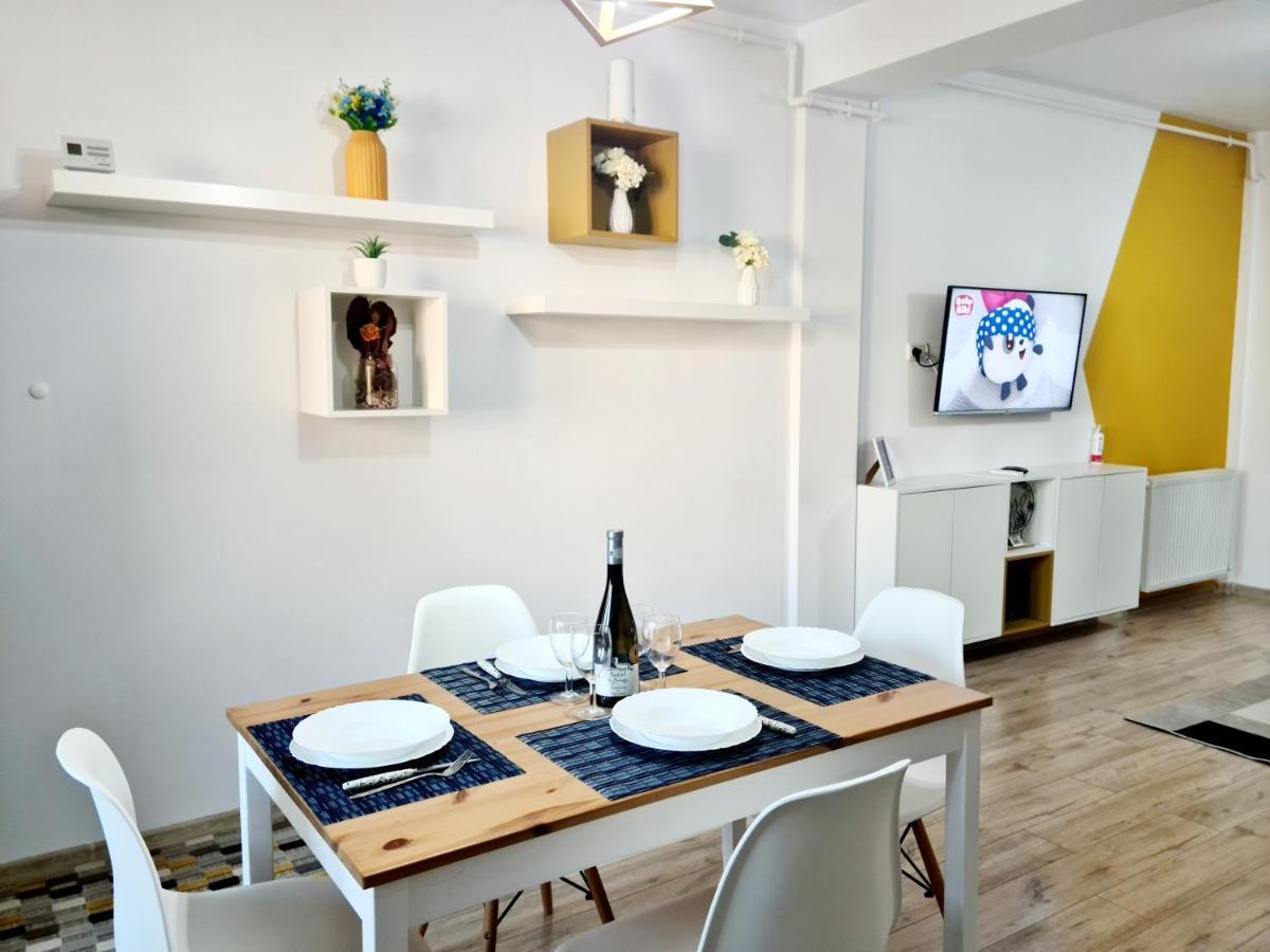 Apartament Vladis Navodari Dış mekan fotoğraf